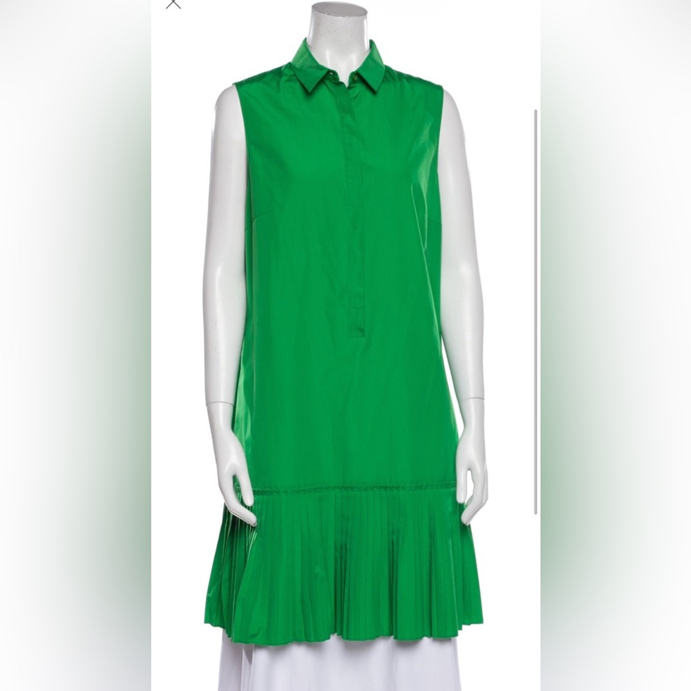 Akris Punto- Green knee high Dress